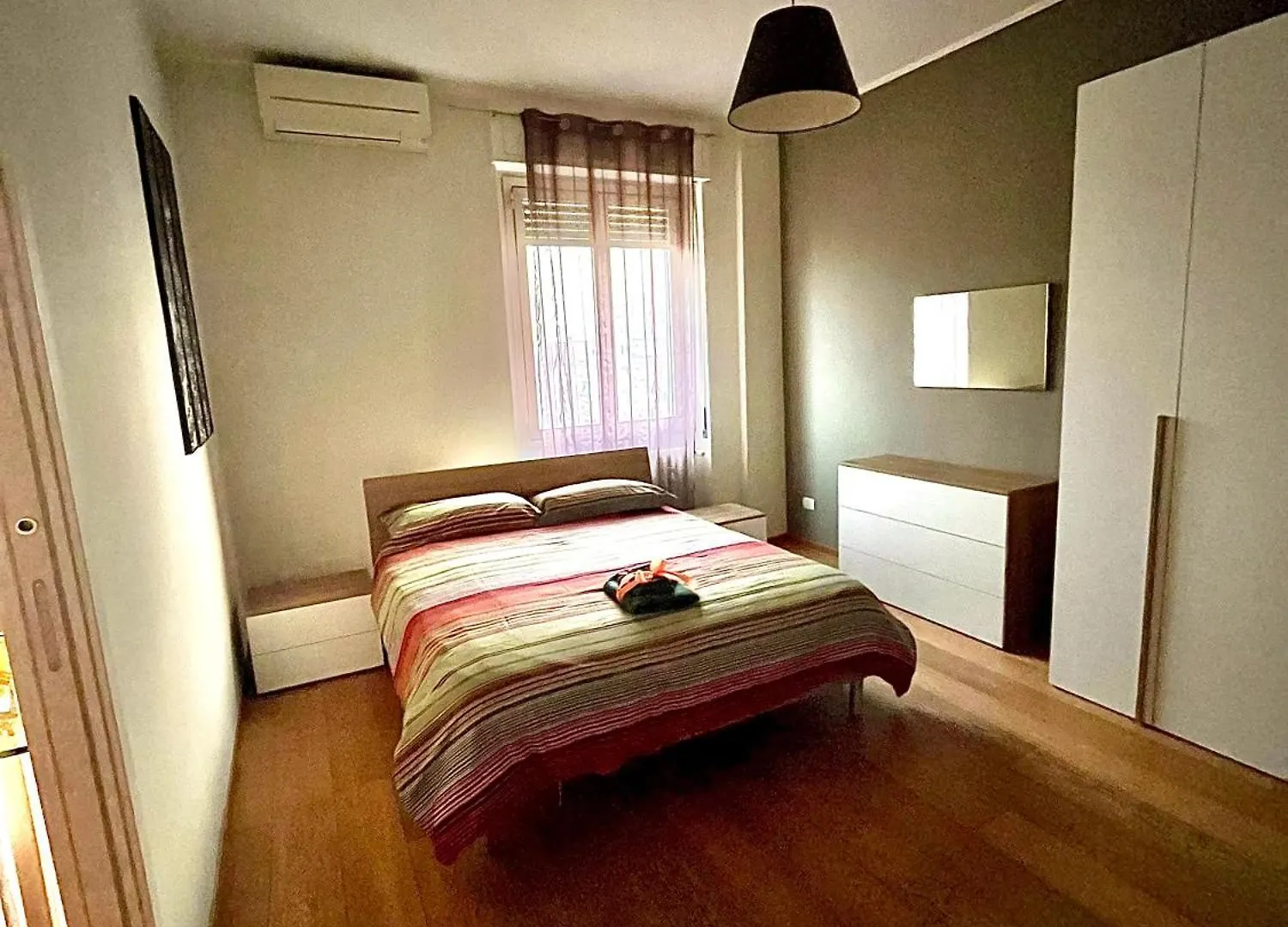 Sunny'S House Apartment Milan Italy